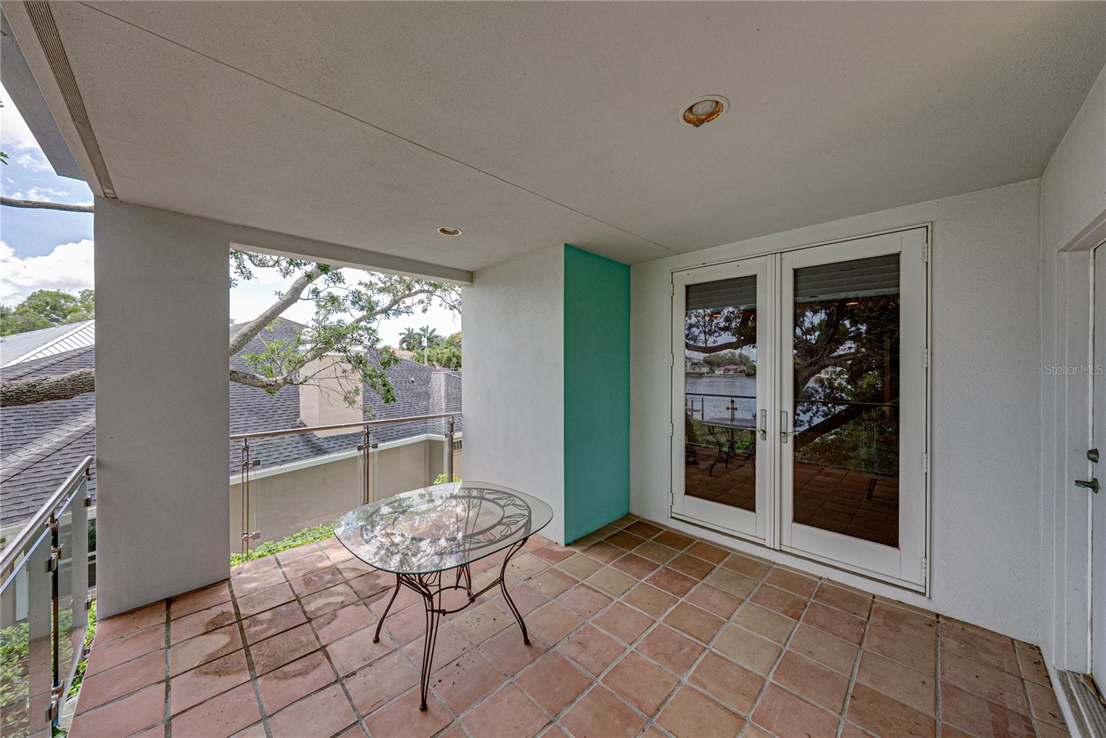 SNELL ISLE SHORES - Residential