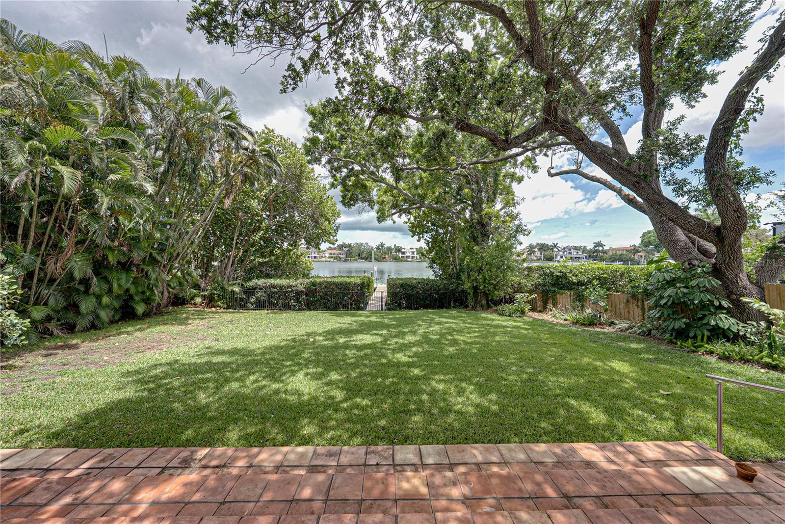 SNELL ISLE SHORES - Residential