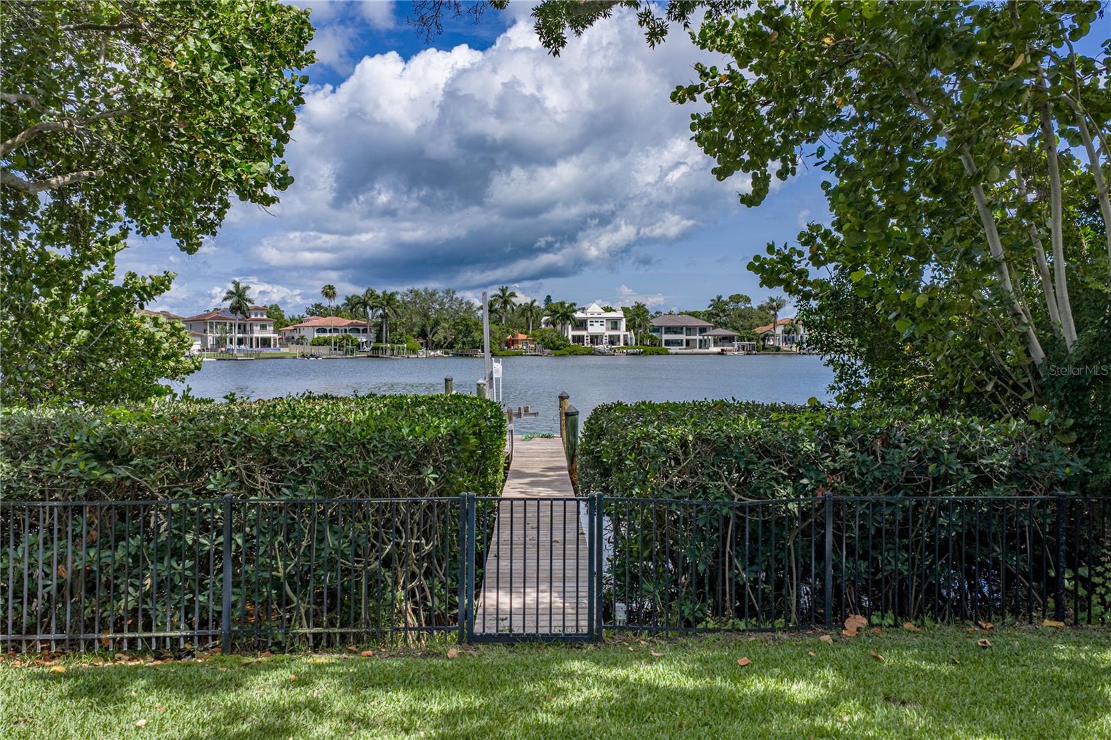 SNELL ISLE SHORES - Residential