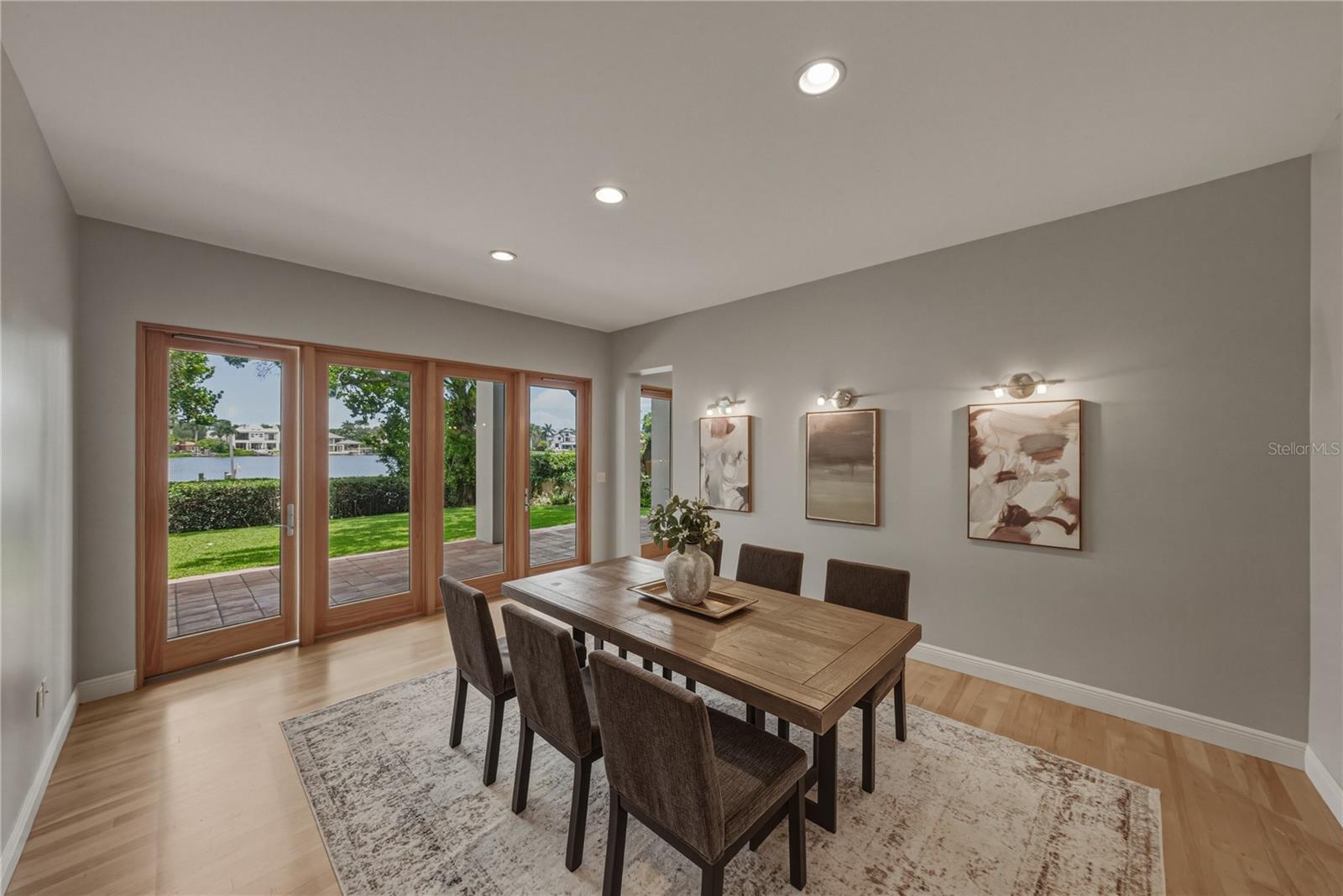 SNELL ISLE SHORES - Residential