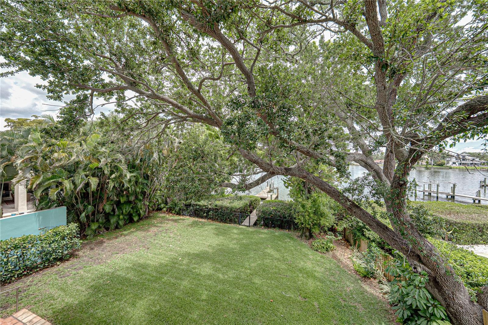 SNELL ISLE SHORES - Residential