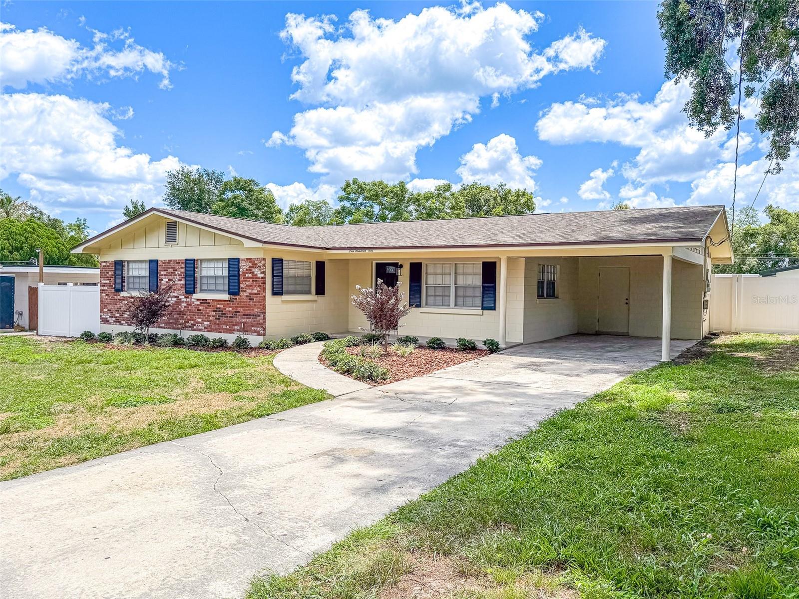 HILLS LAKE ELBERT - Residential