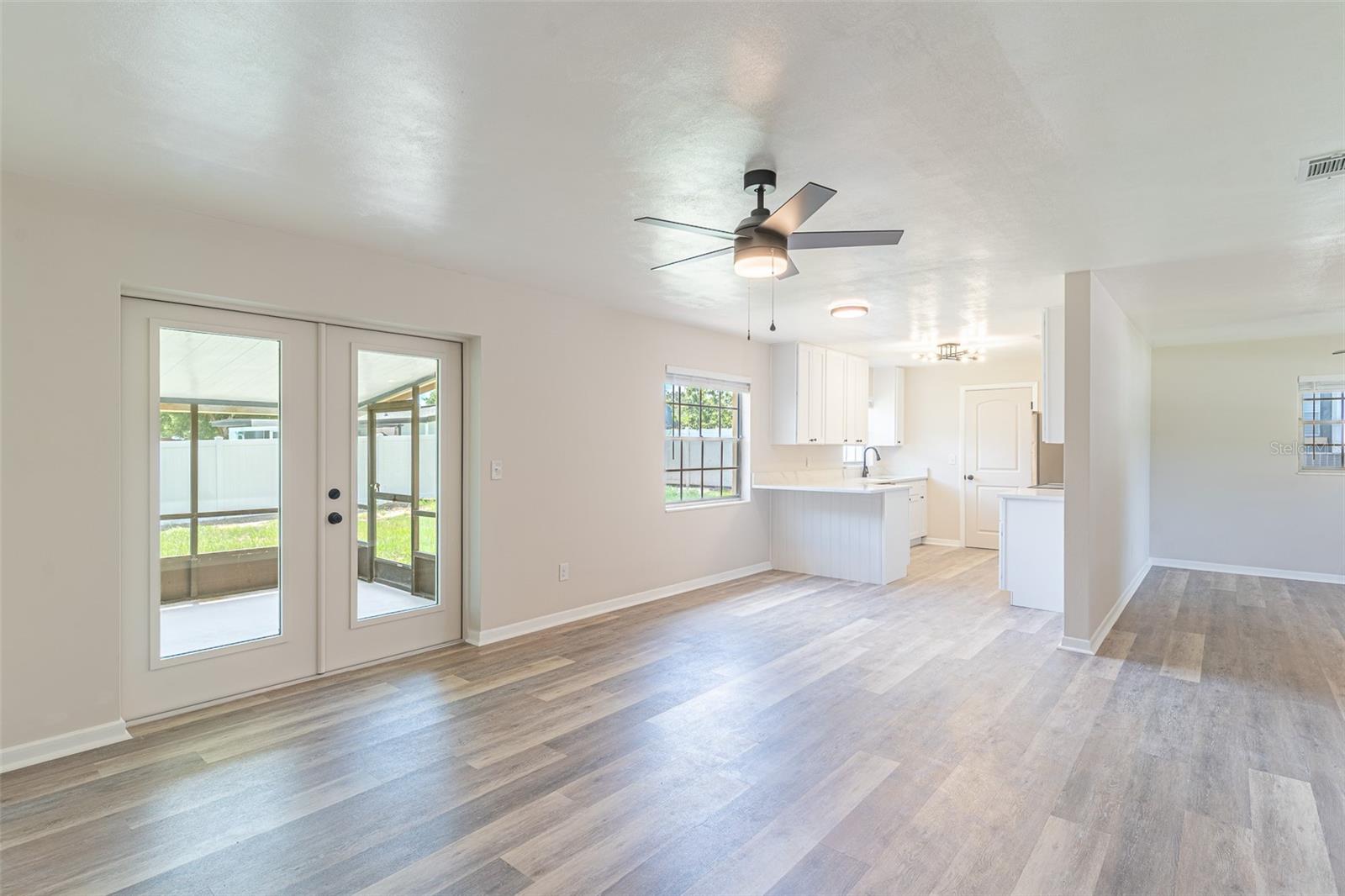 HILLS LAKE ELBERT - Residential