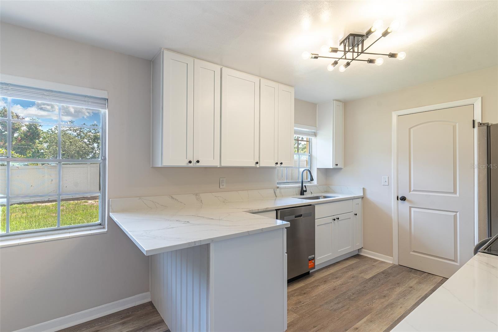 HILLS LAKE ELBERT - Residential