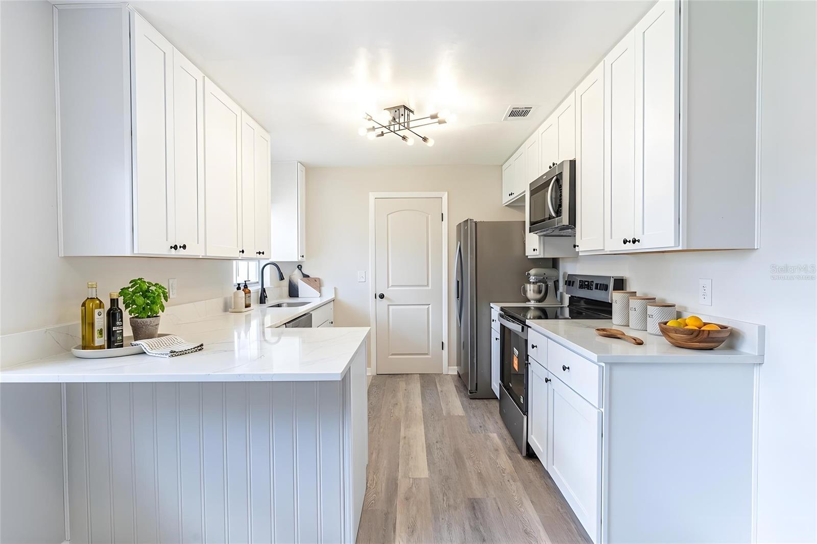 HILLS LAKE ELBERT - Residential