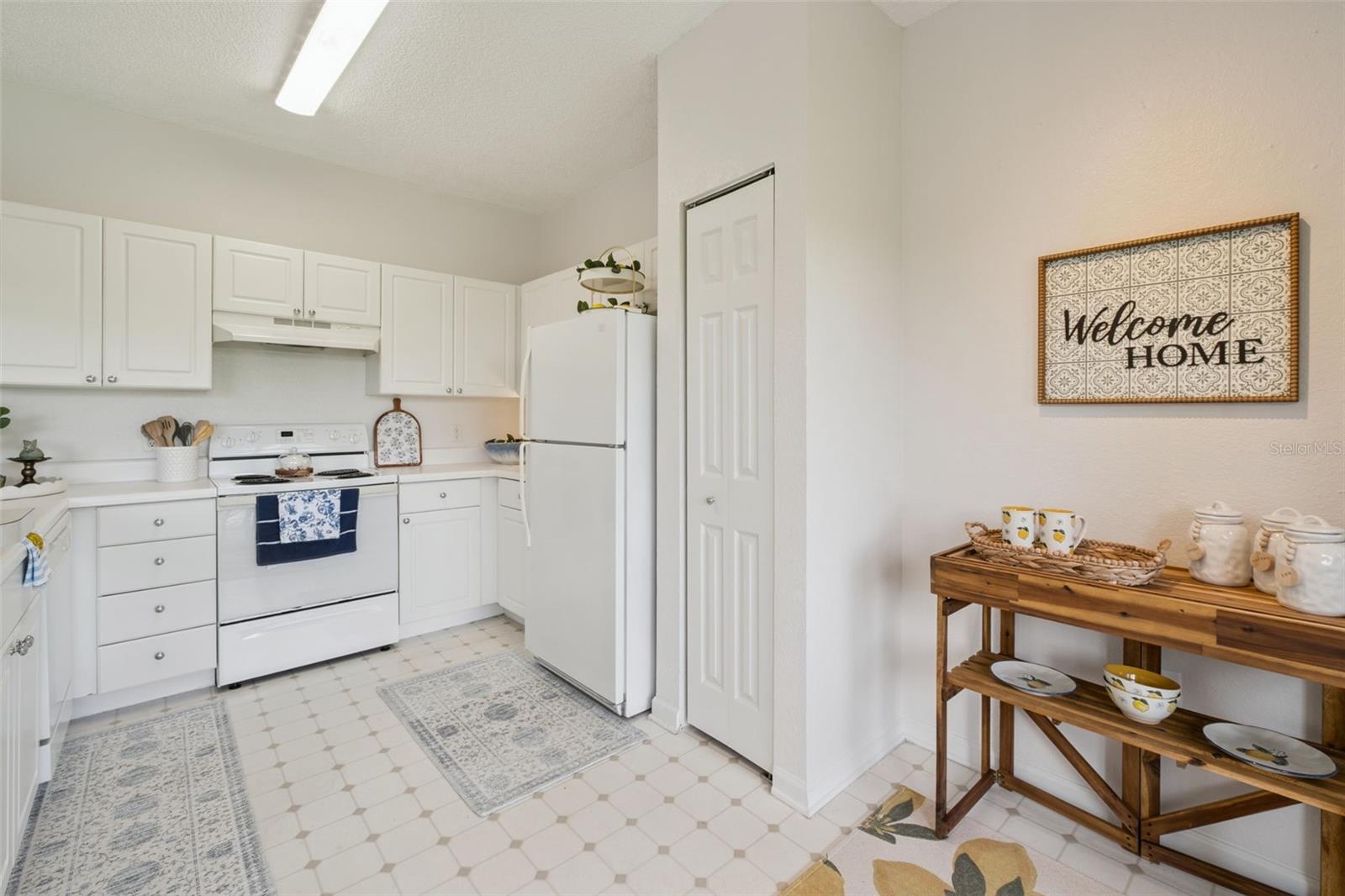 ARBOR LAKES A CONDO - Residential