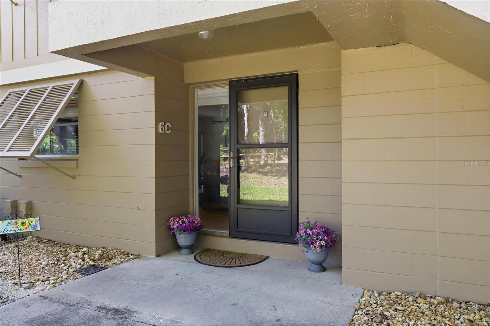 LAKESIDE CONDO APTS - Residential