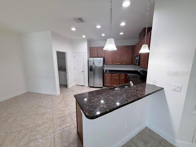 SUMMERPORT - Residential Lease