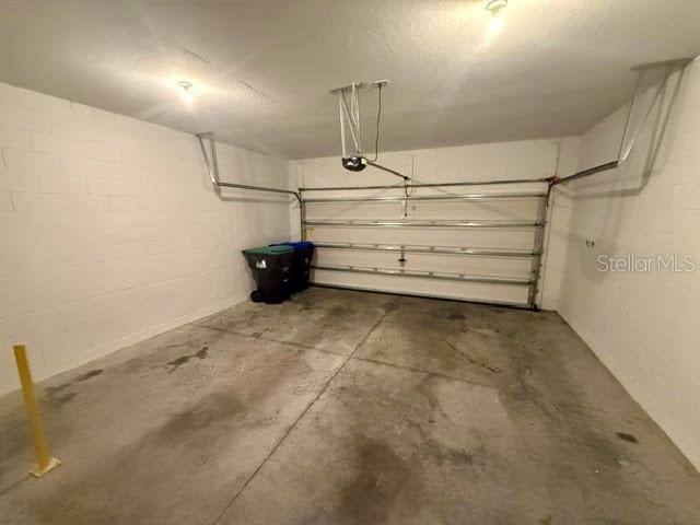 SUMMERPORT - Residential Lease