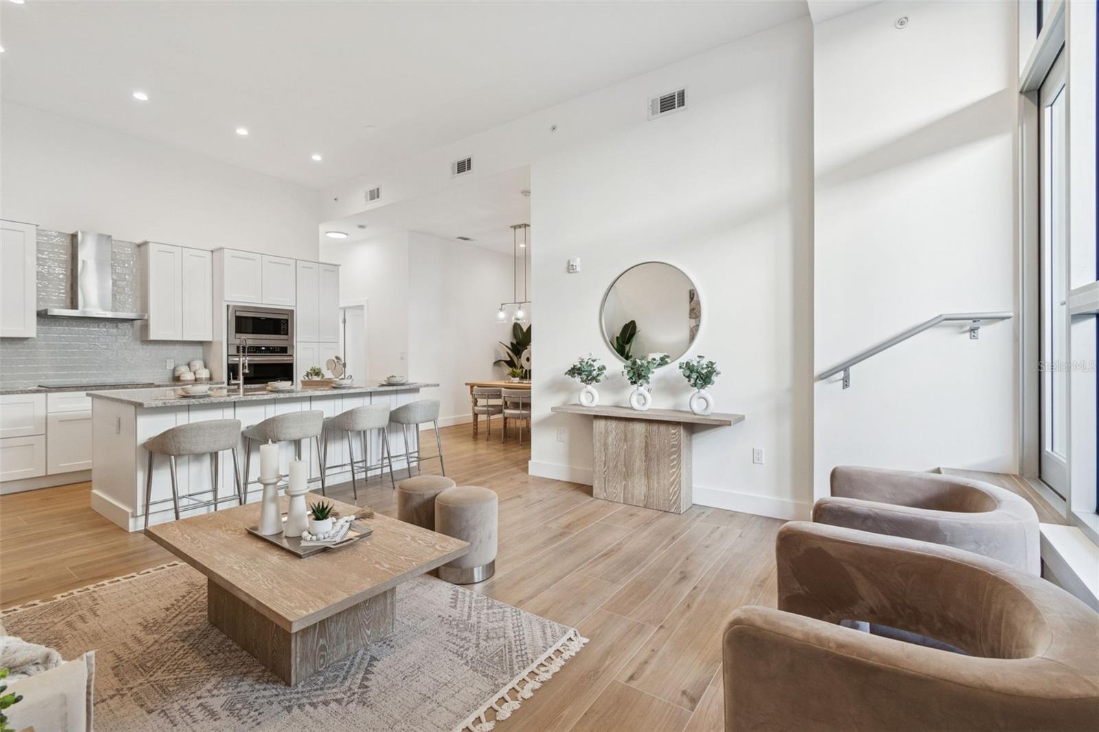 VISTA URBANA - Residential