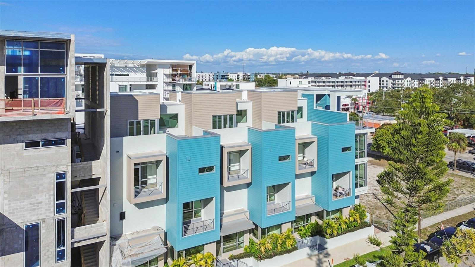 VISTA URBANA - Residential