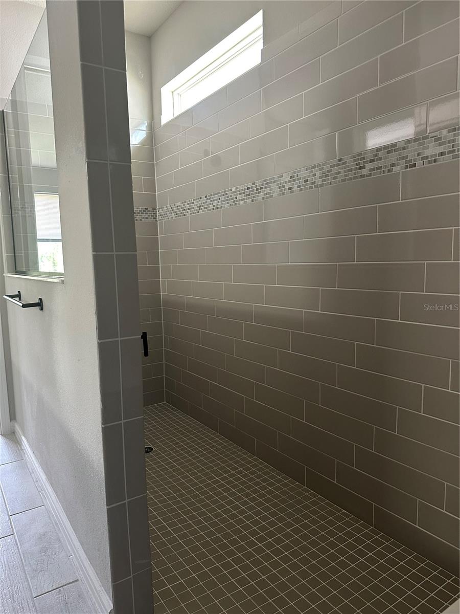 SERENOA LAKES - Residential Lease