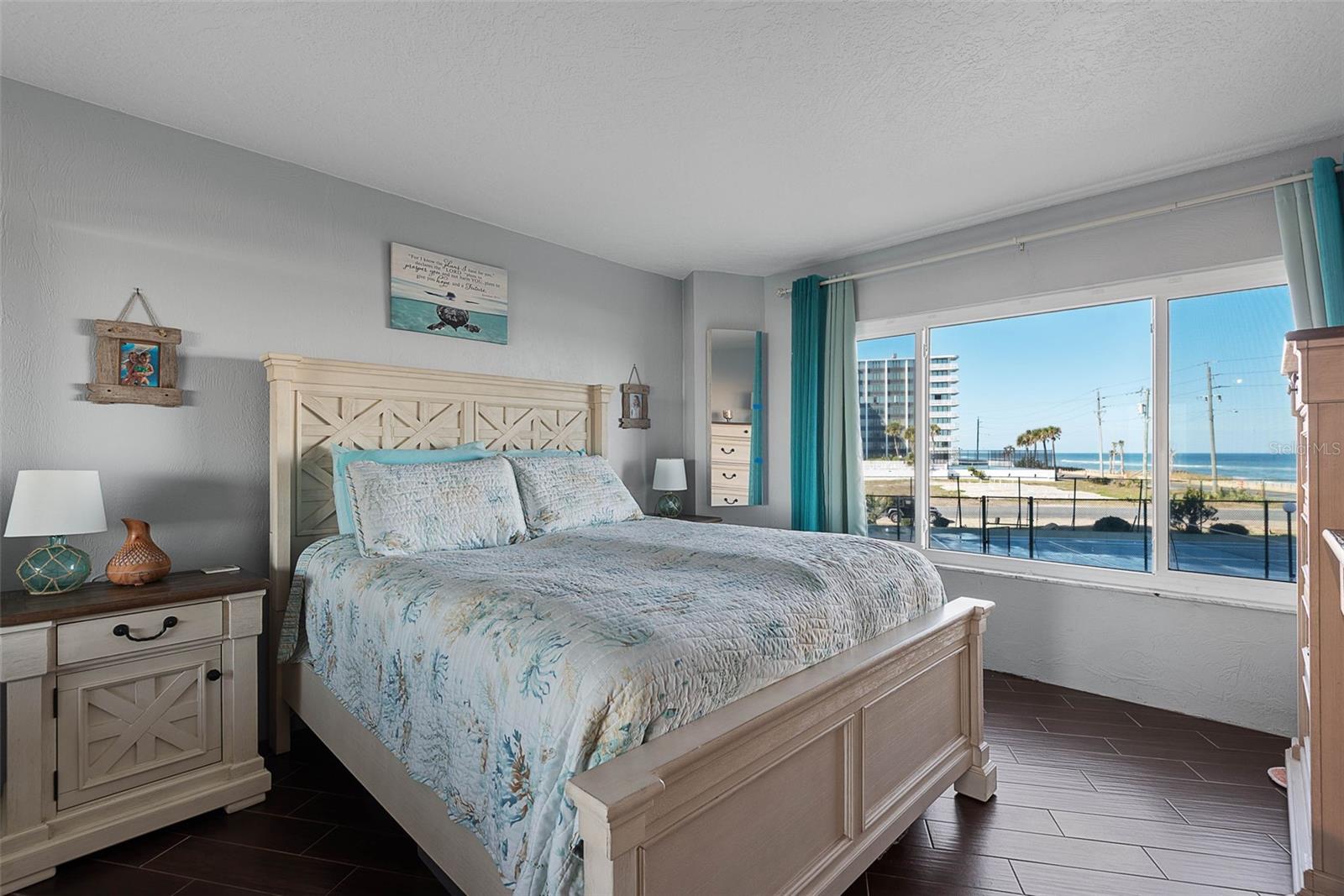 OCEAN VIEW MANOR CONDO - Residential