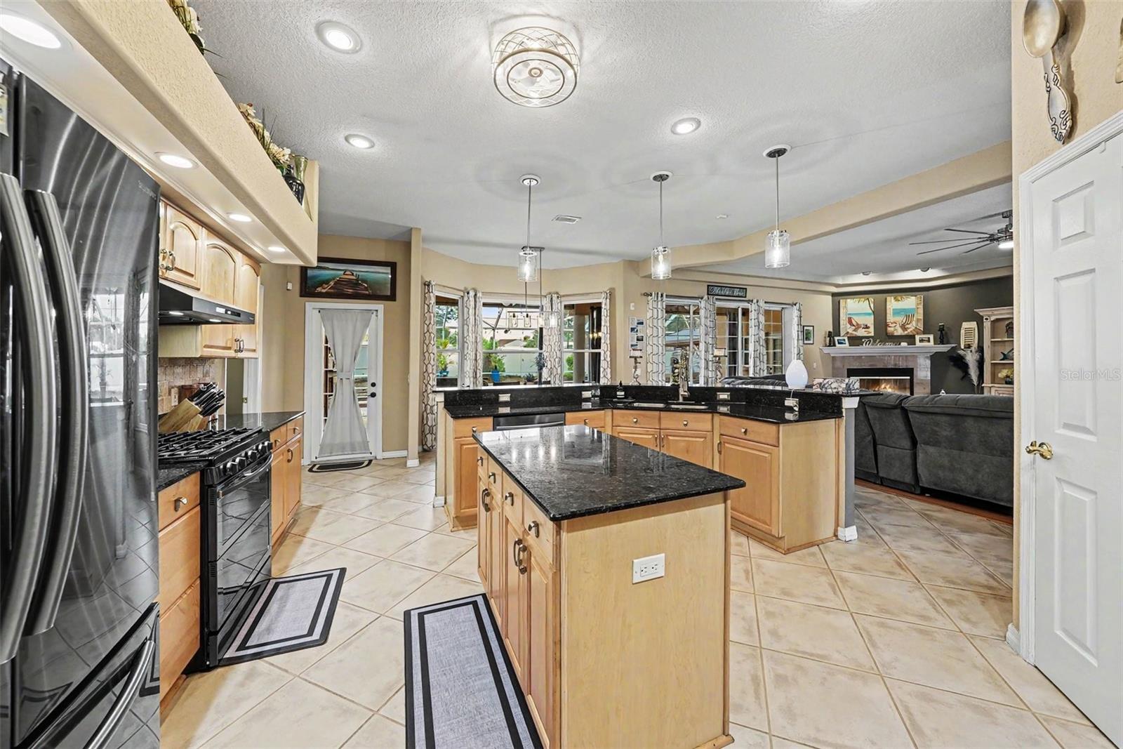 VALRICO FOREST - Residential