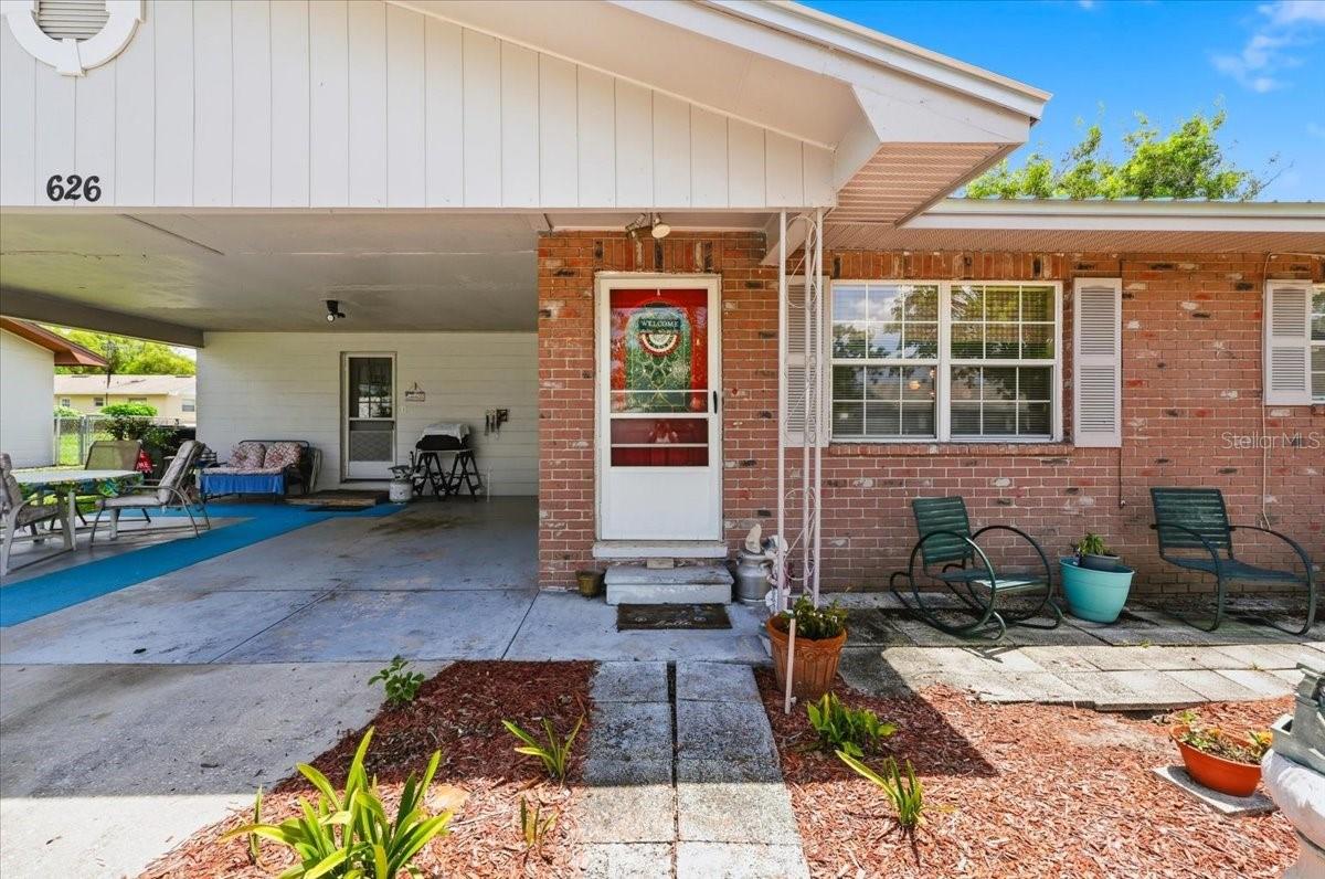 ALAMO VILLAGE - Residential