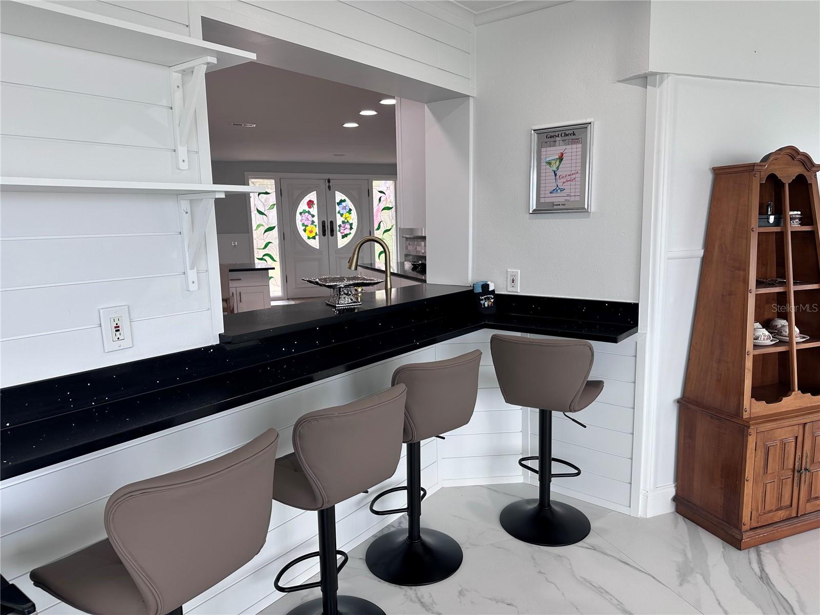 DIXIE SHORES UNIT 01 REP - Residential Lease