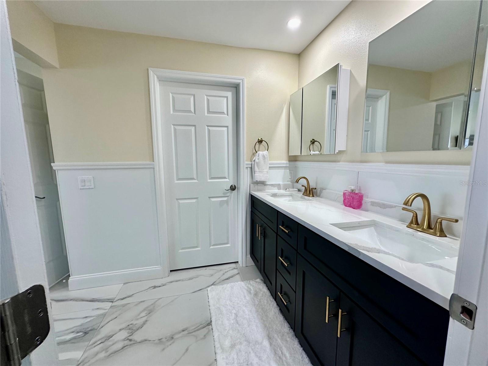 DIXIE SHORES UNIT 01 REP - Residential Lease