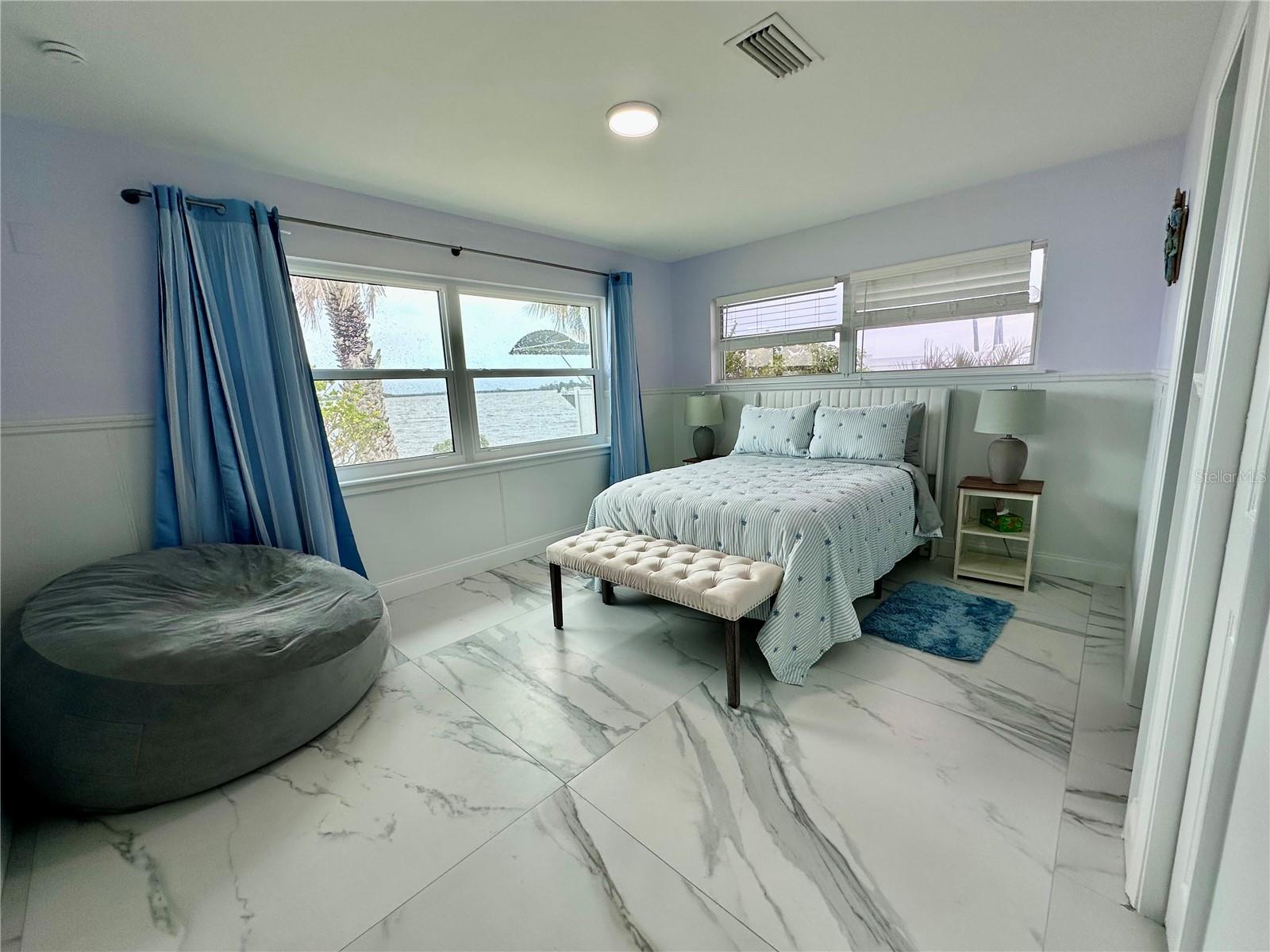 DIXIE SHORES UNIT 01 REP - Residential Lease