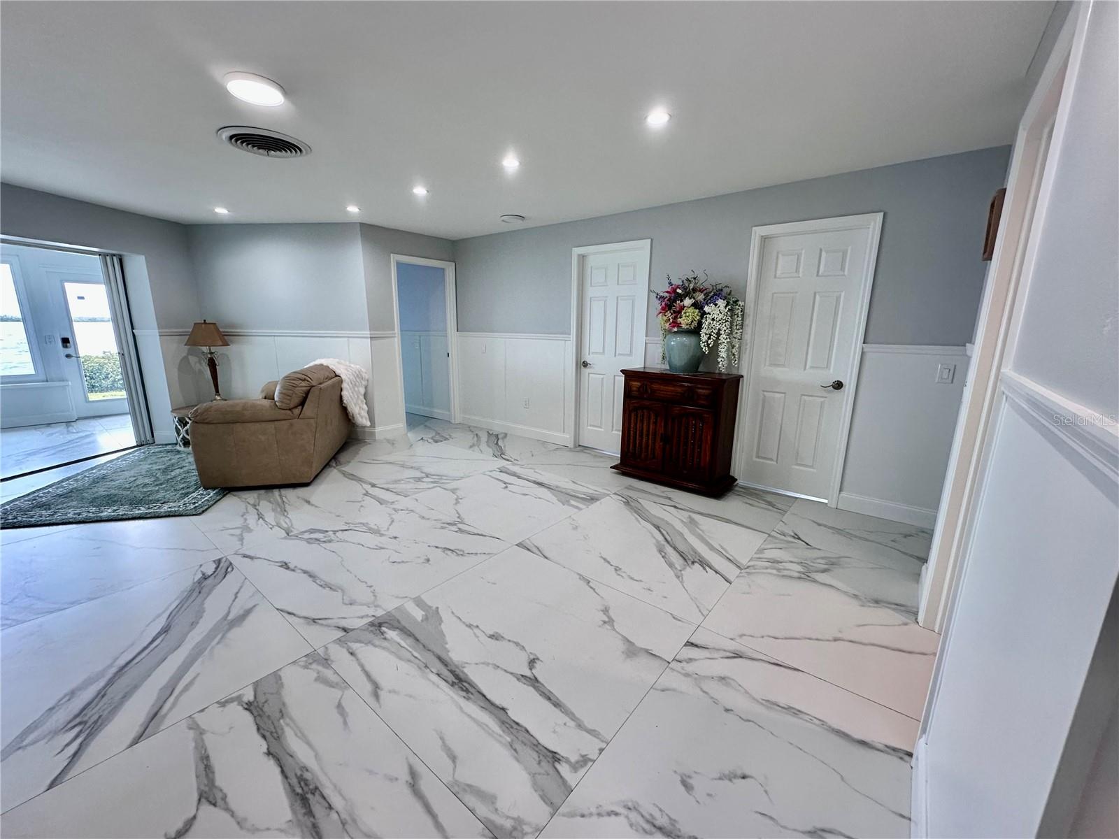 DIXIE SHORES UNIT 01 REP - Residential Lease