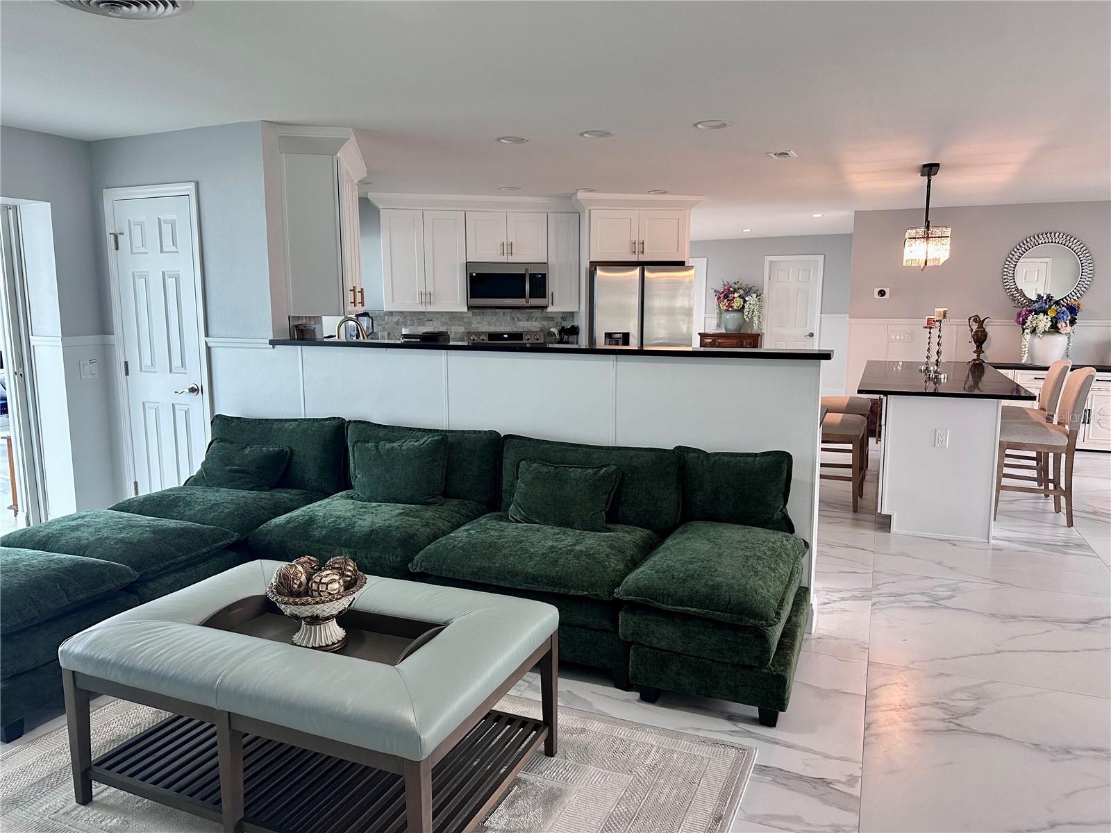DIXIE SHORES UNIT 01 REP - Residential Lease
