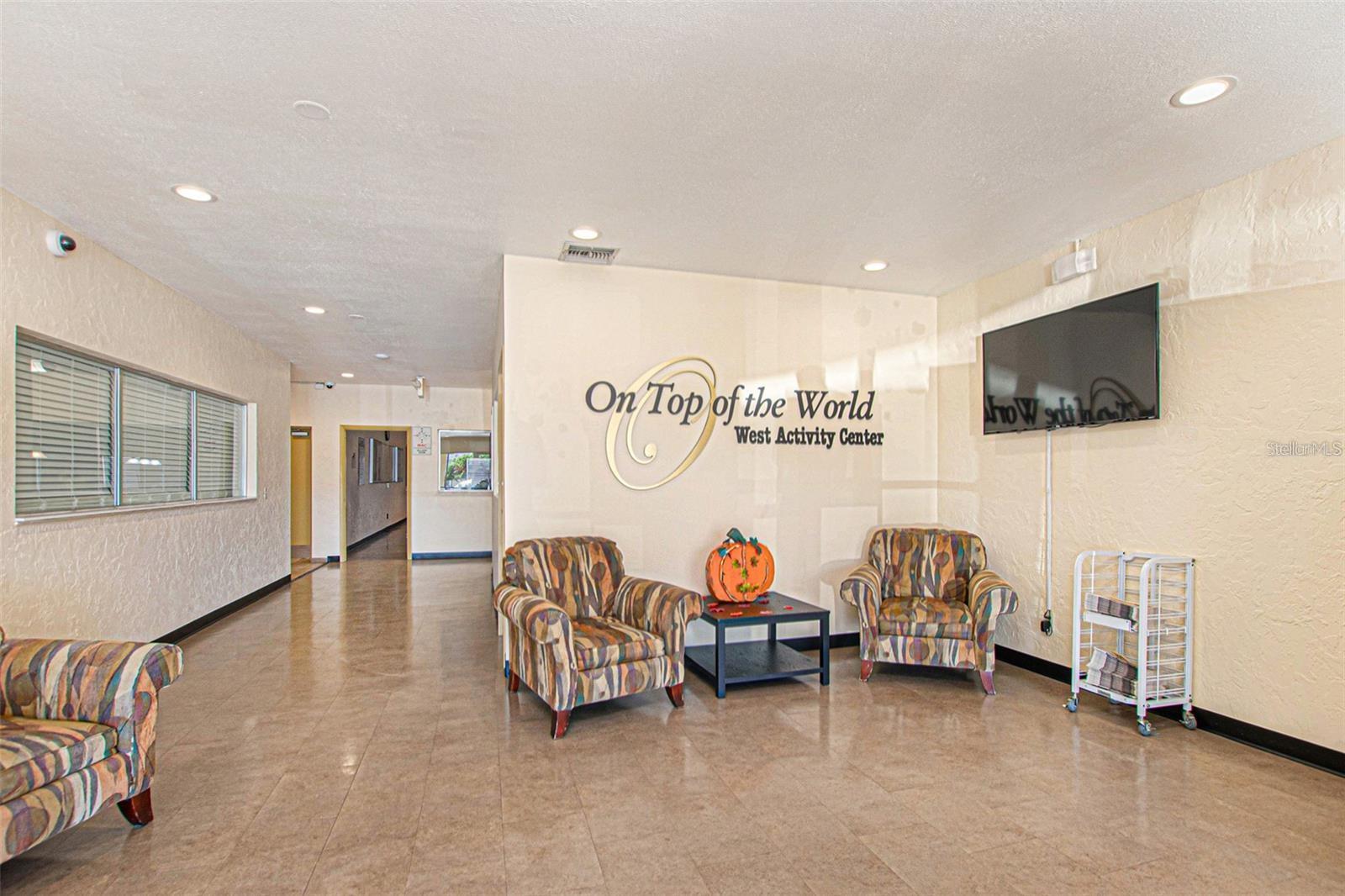 ON TOP OF THE WORLD - Residential Lease
