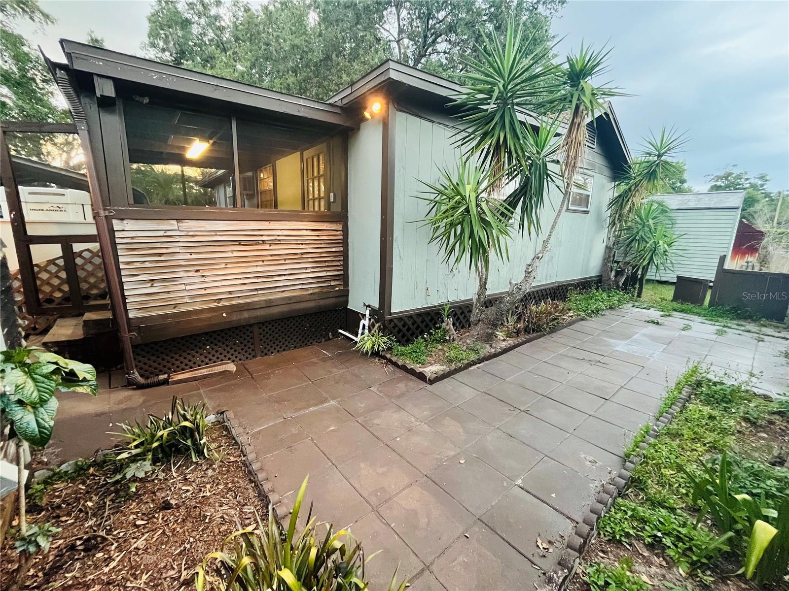 MANGO HILLS ADD 1 - Residential Lease