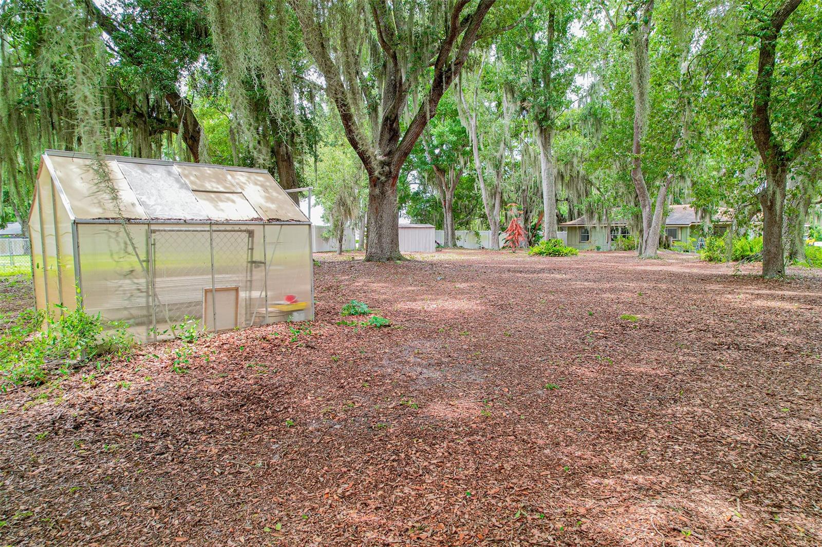 ACREAGE - Residential