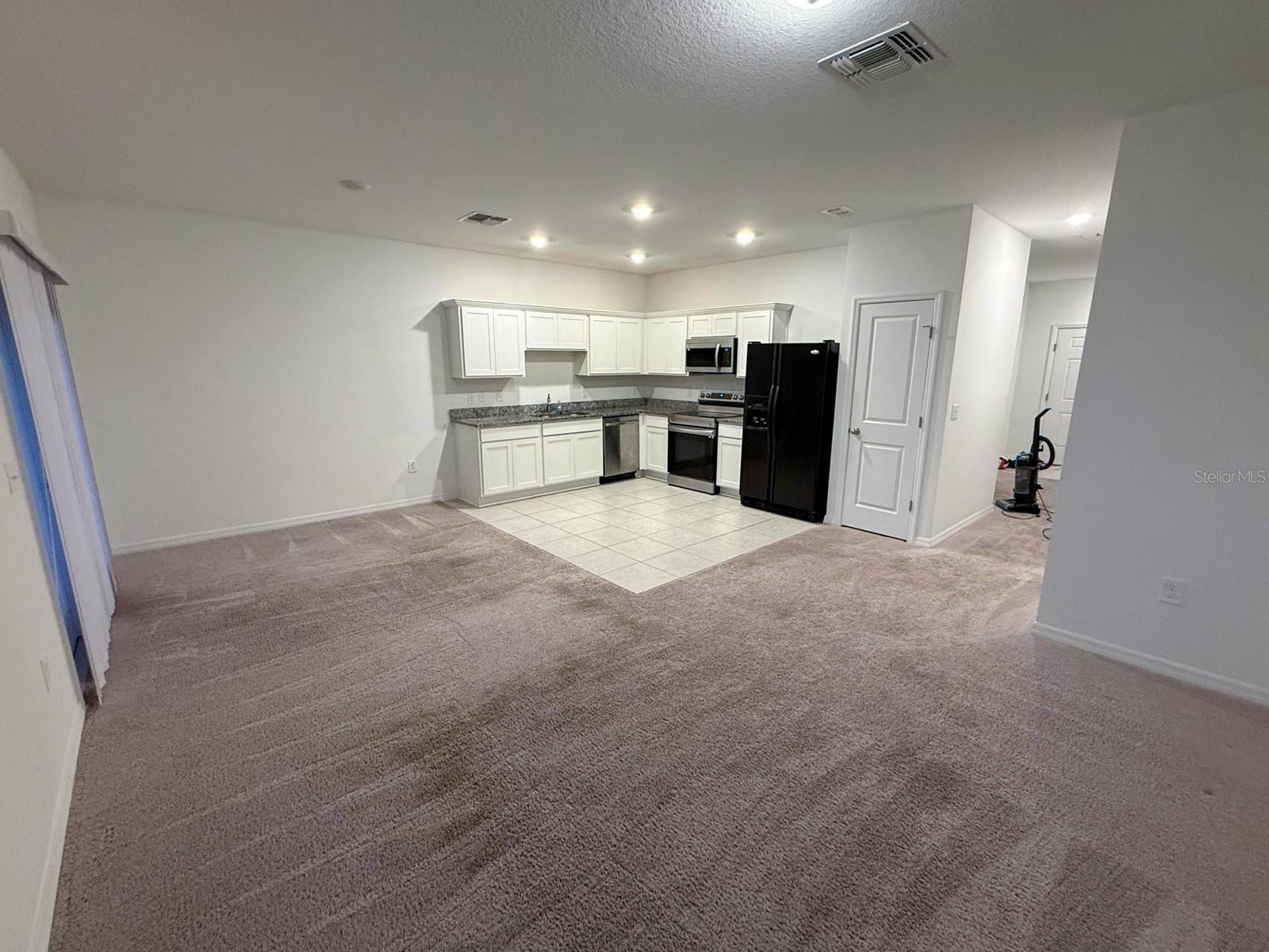 MADISON PLACE - Residential