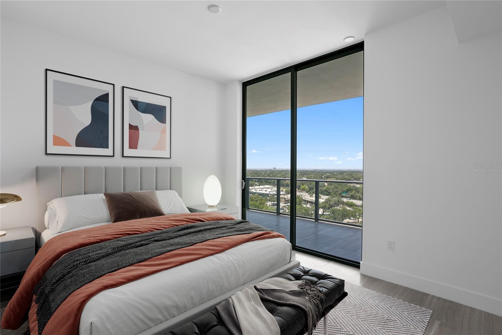 RITZ CARLTON RESIDENCES - Residential