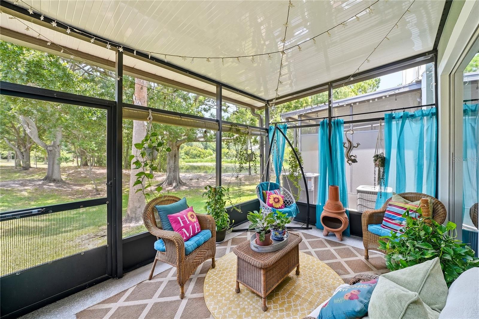 VENTURA BAY TOWNHOMES - Residential