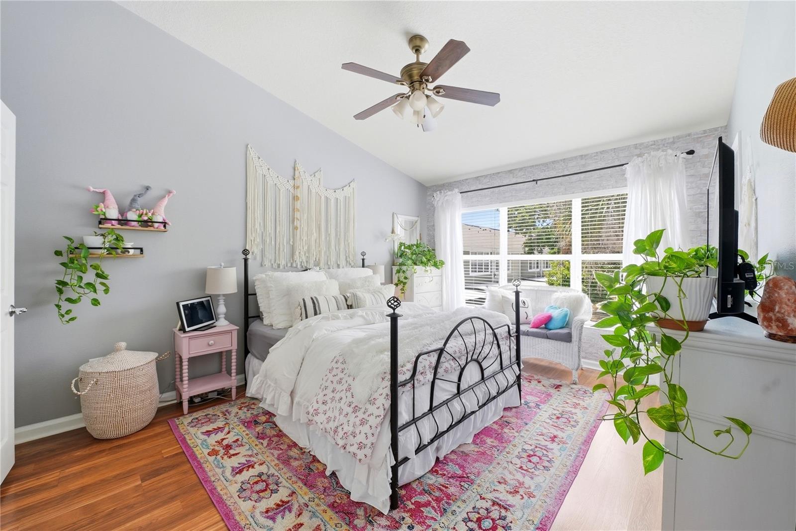 VENTURA BAY TOWNHOMES - Residential