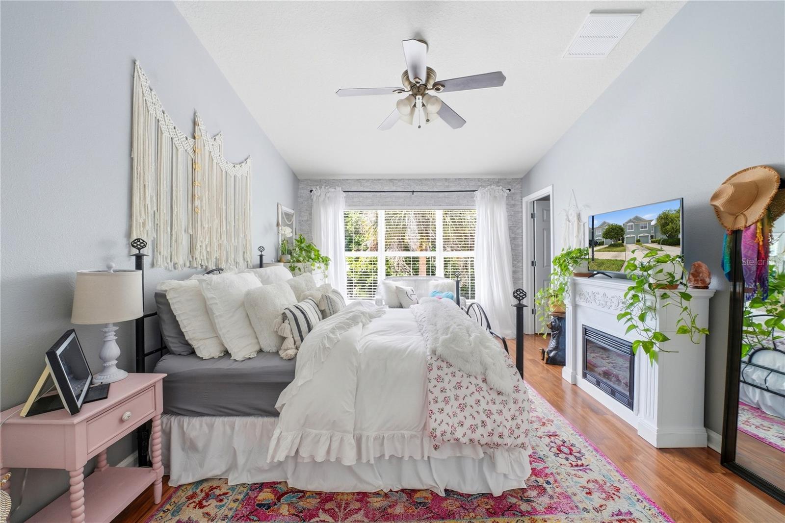 VENTURA BAY TOWNHOMES - Residential