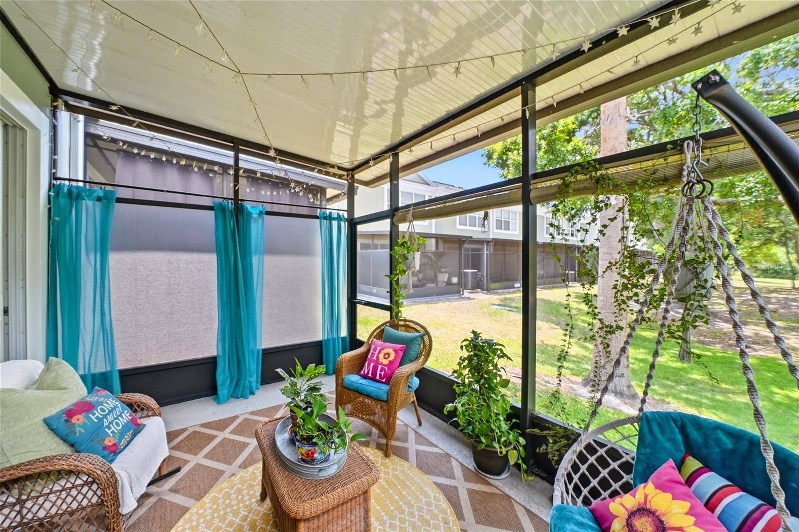 VENTURA BAY TOWNHOMES - Residential