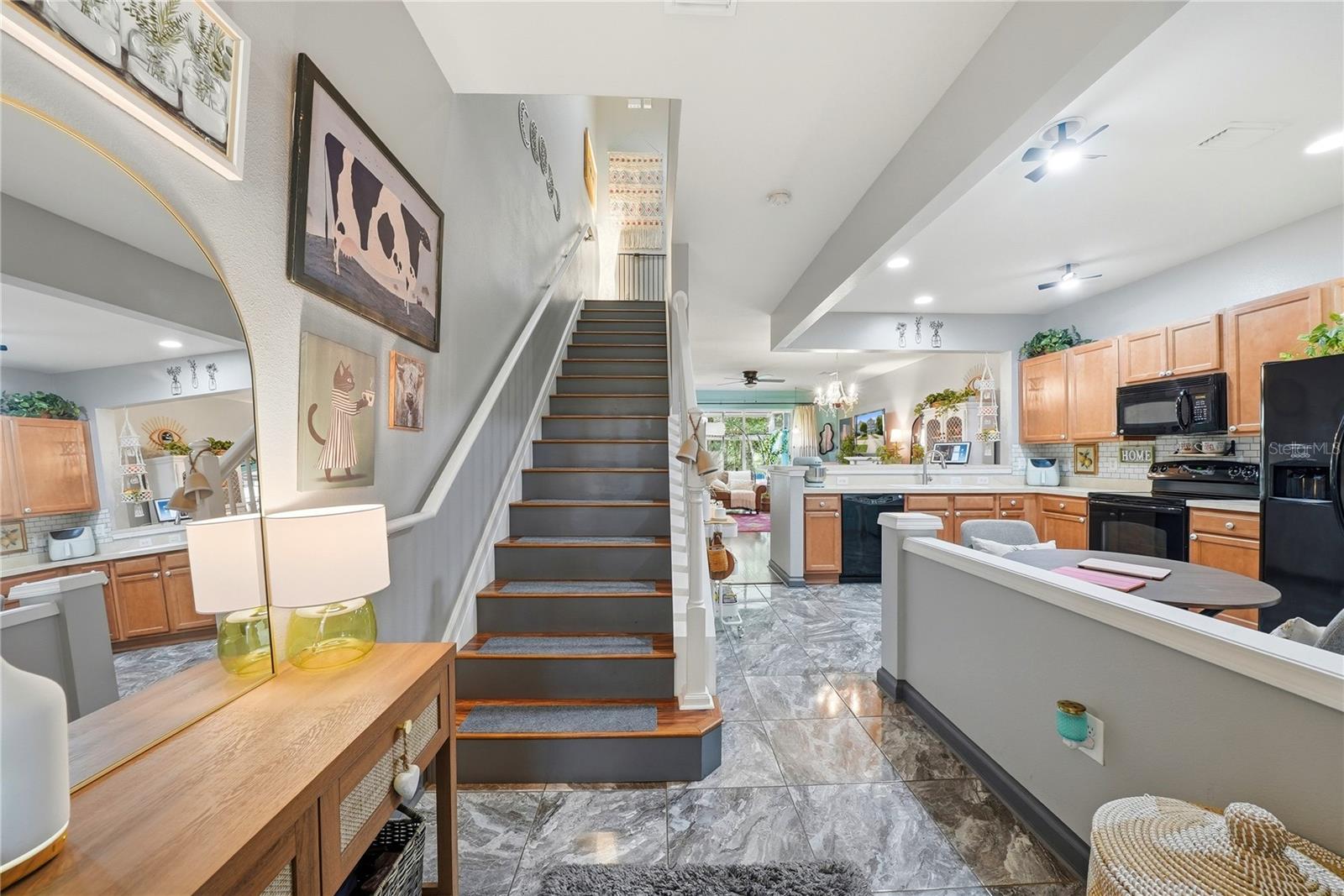 VENTURA BAY TOWNHOMES - Residential