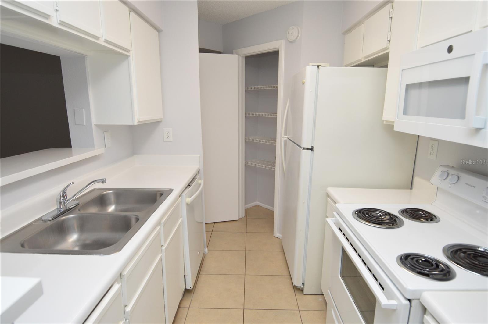 THE GRAND RESERVE CONDO - Residential