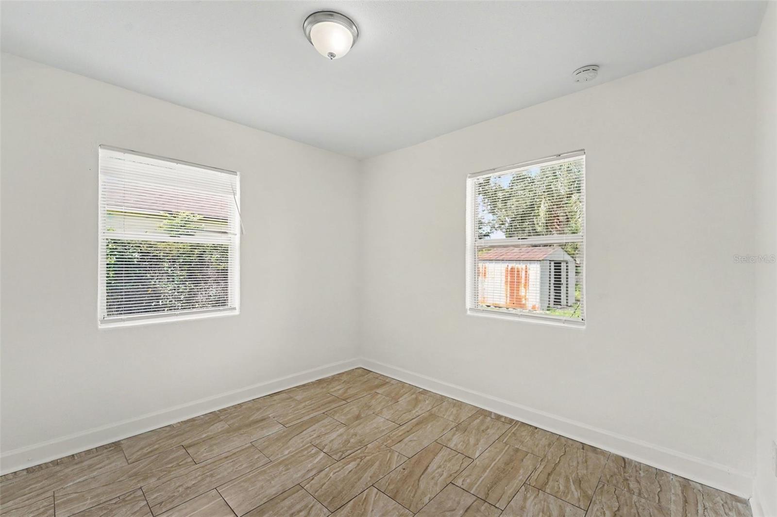 HAMNERS MARJORY B & W E FLO - Residential
