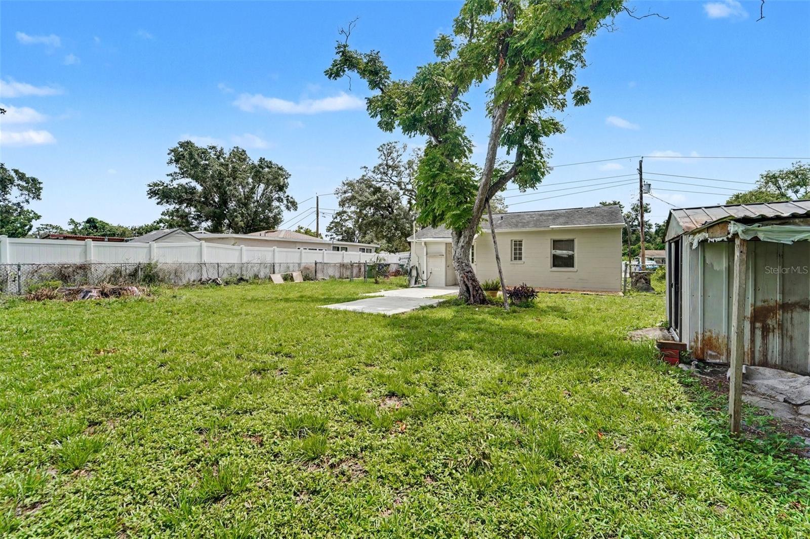 HAMNERS MARJORY B & W E FLO - Residential