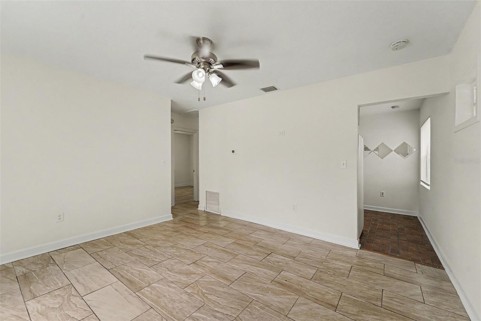 HAMNERS MARJORY B & W E FLO - Residential