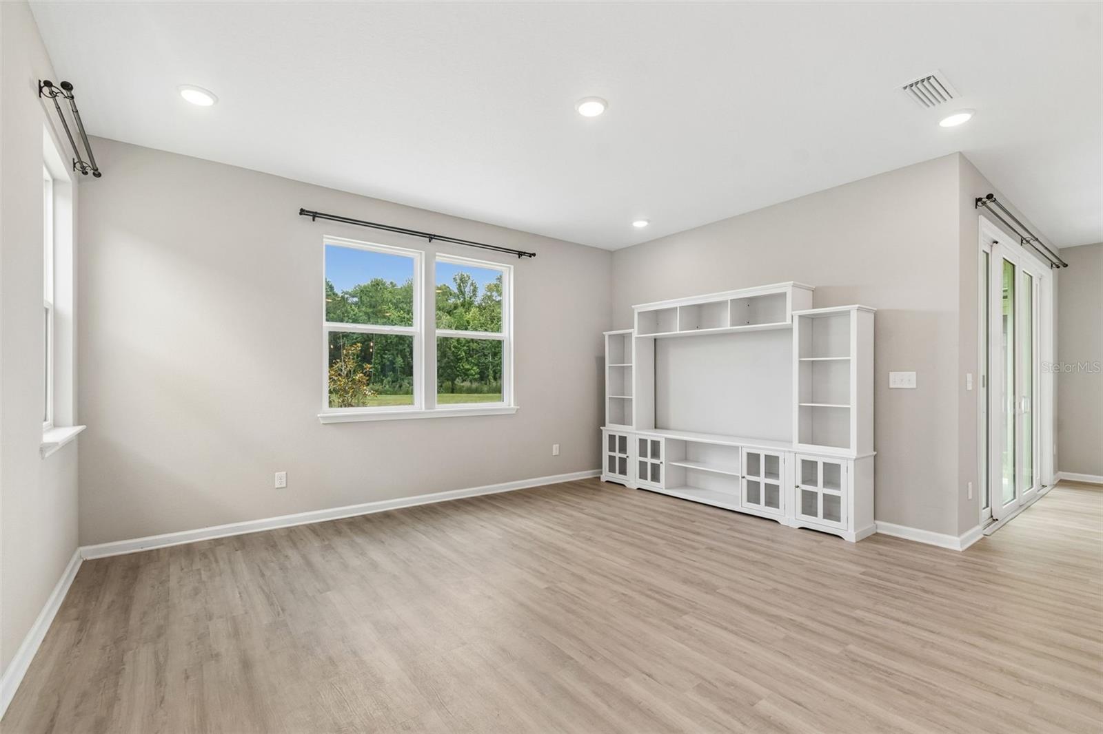 MARIETTA ESTATES - Residential