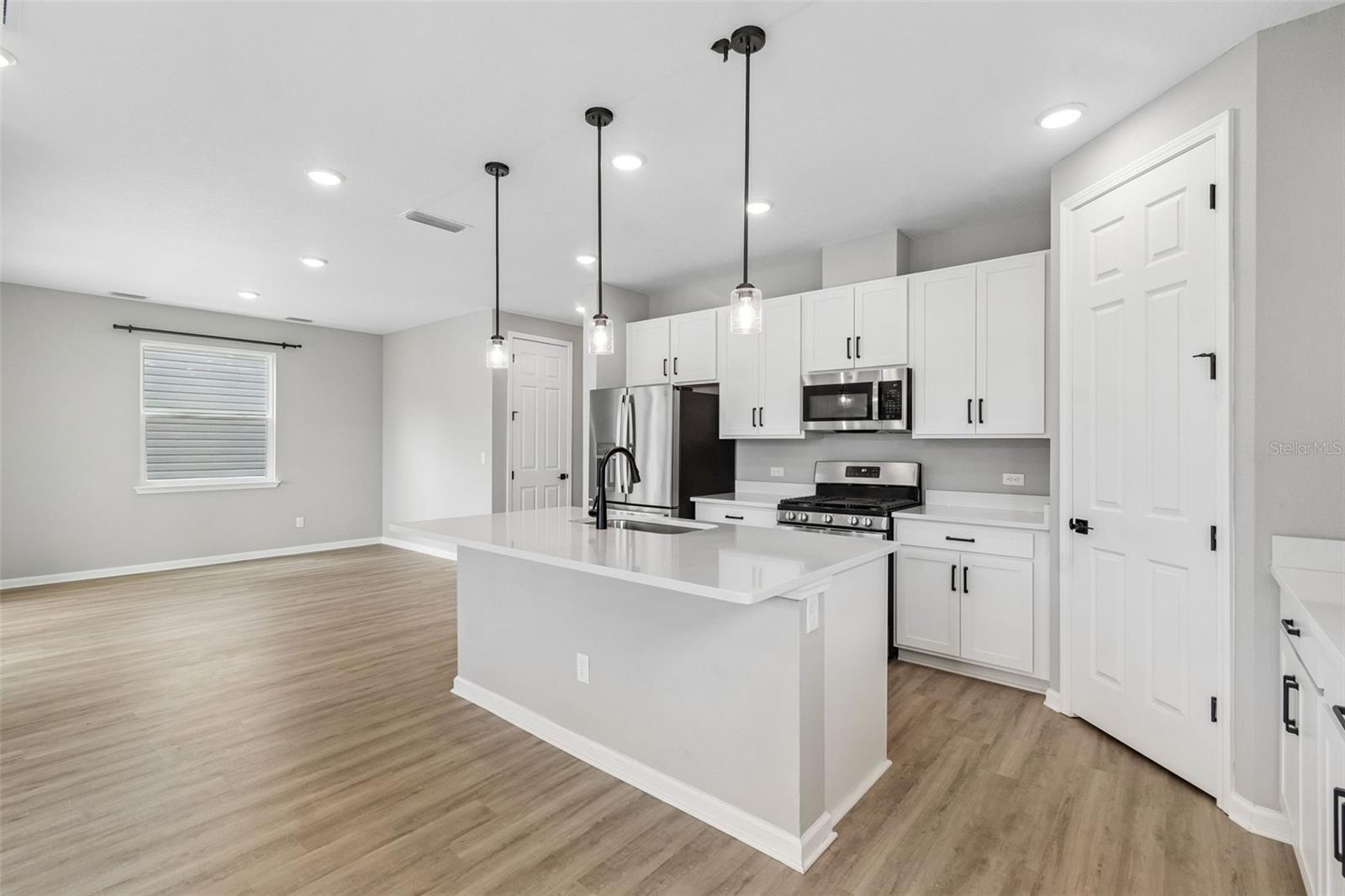 MARIETTA ESTATES - Residential
