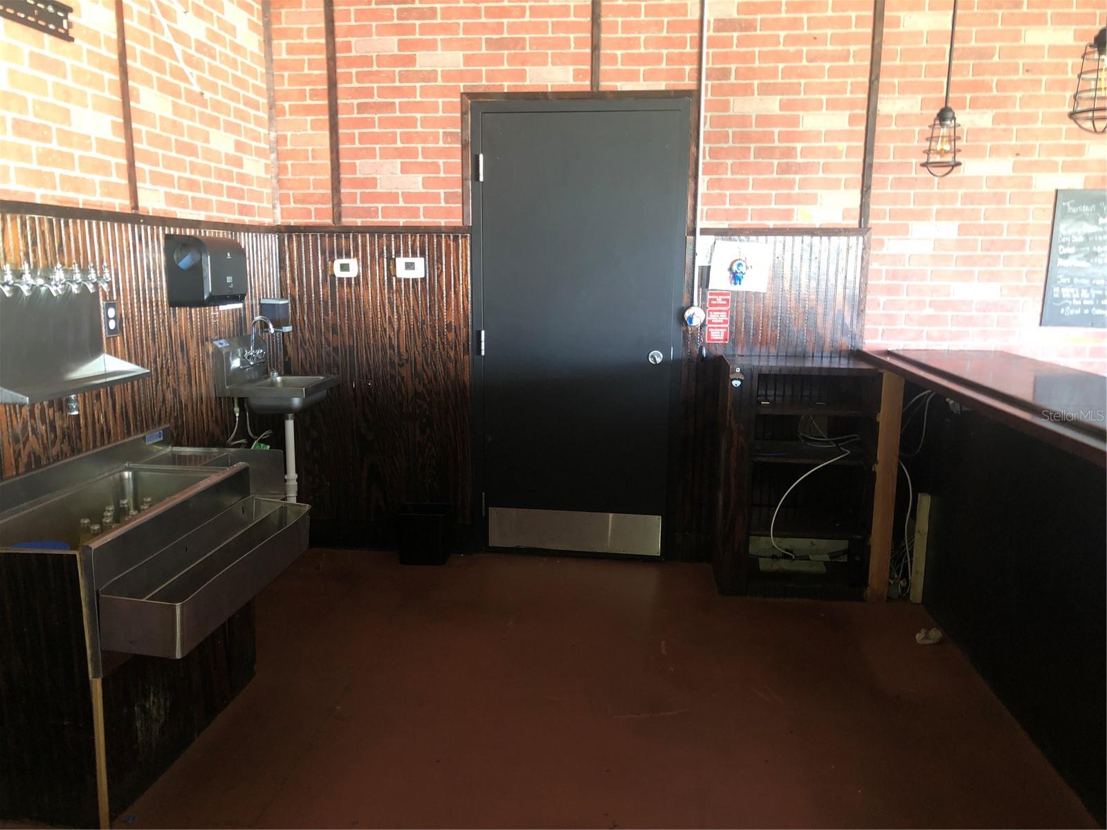 WEST SEBRING ADD - Commercial Lease