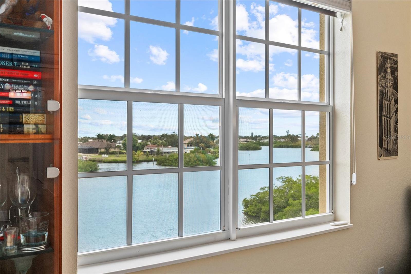 BLACKBURN HARBOR RESIDENCES - Residential