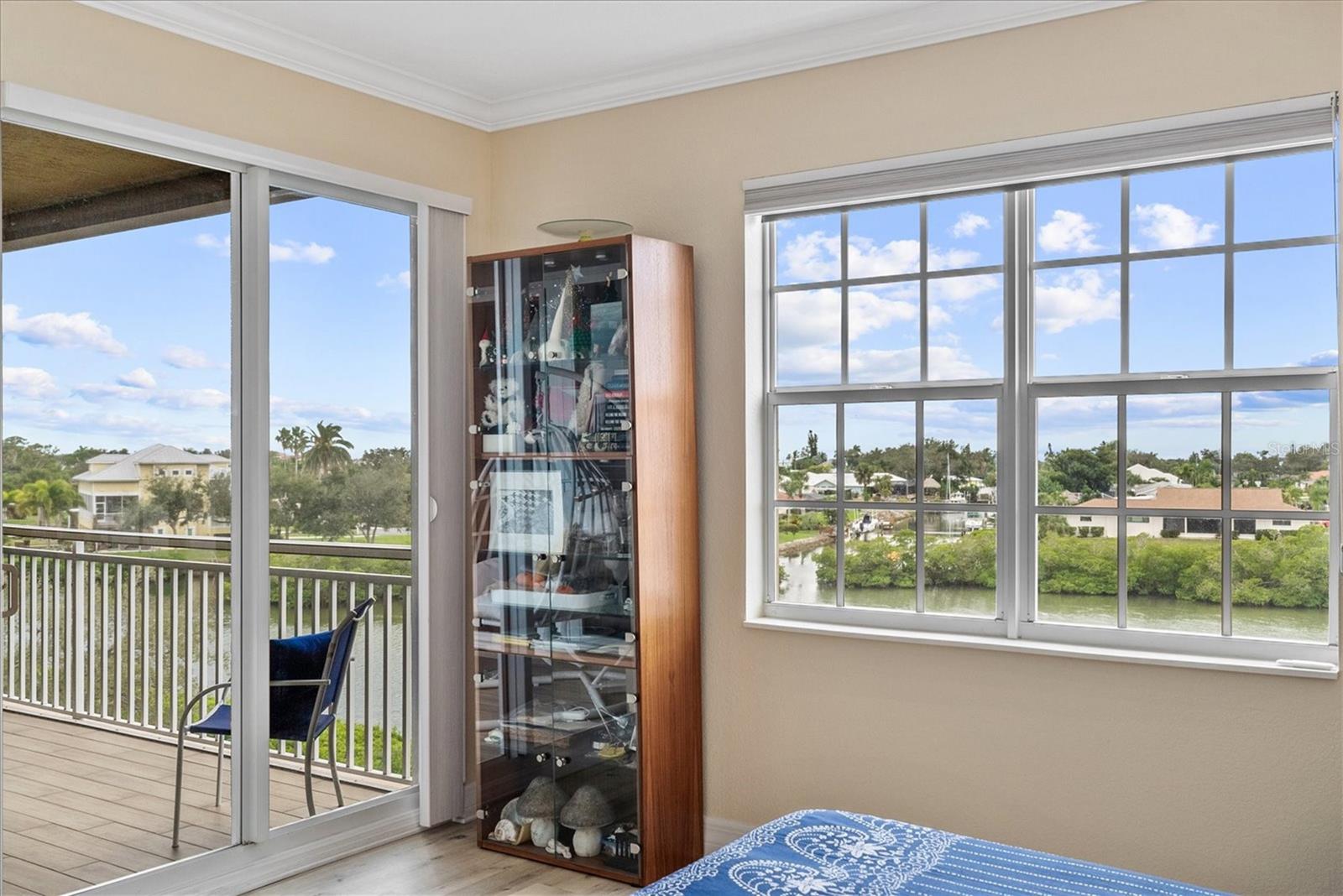 BLACKBURN HARBOR RESIDENCES - Residential