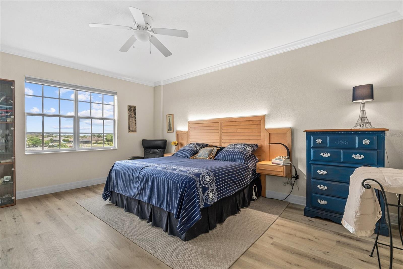 BLACKBURN HARBOR RESIDENCES - Residential