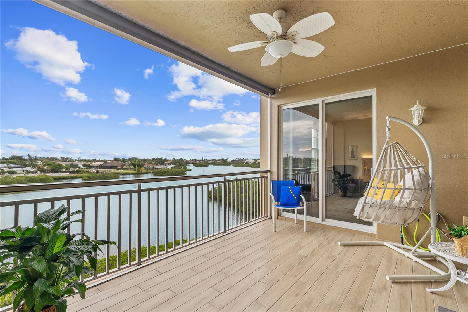 BLACKBURN HARBOR RESIDENCES - Residential