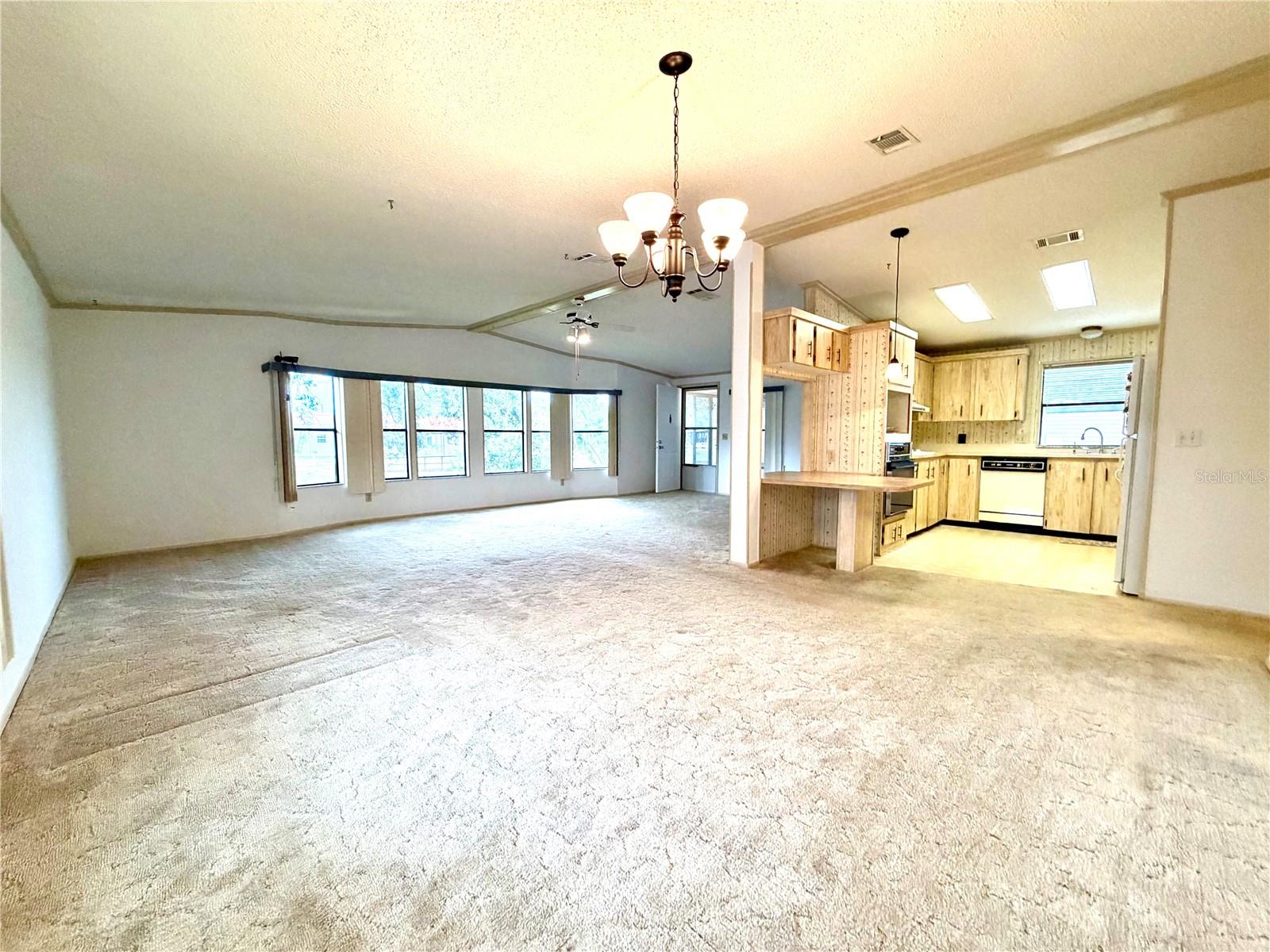 TAVARES FOX RUN MOBILE HOME - Residential