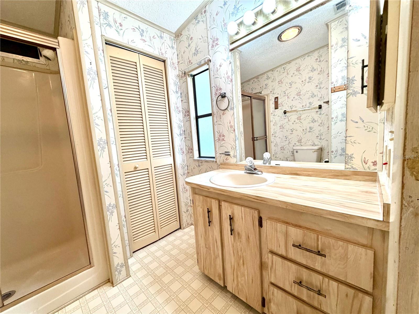 TAVARES FOX RUN MOBILE HOME - Residential