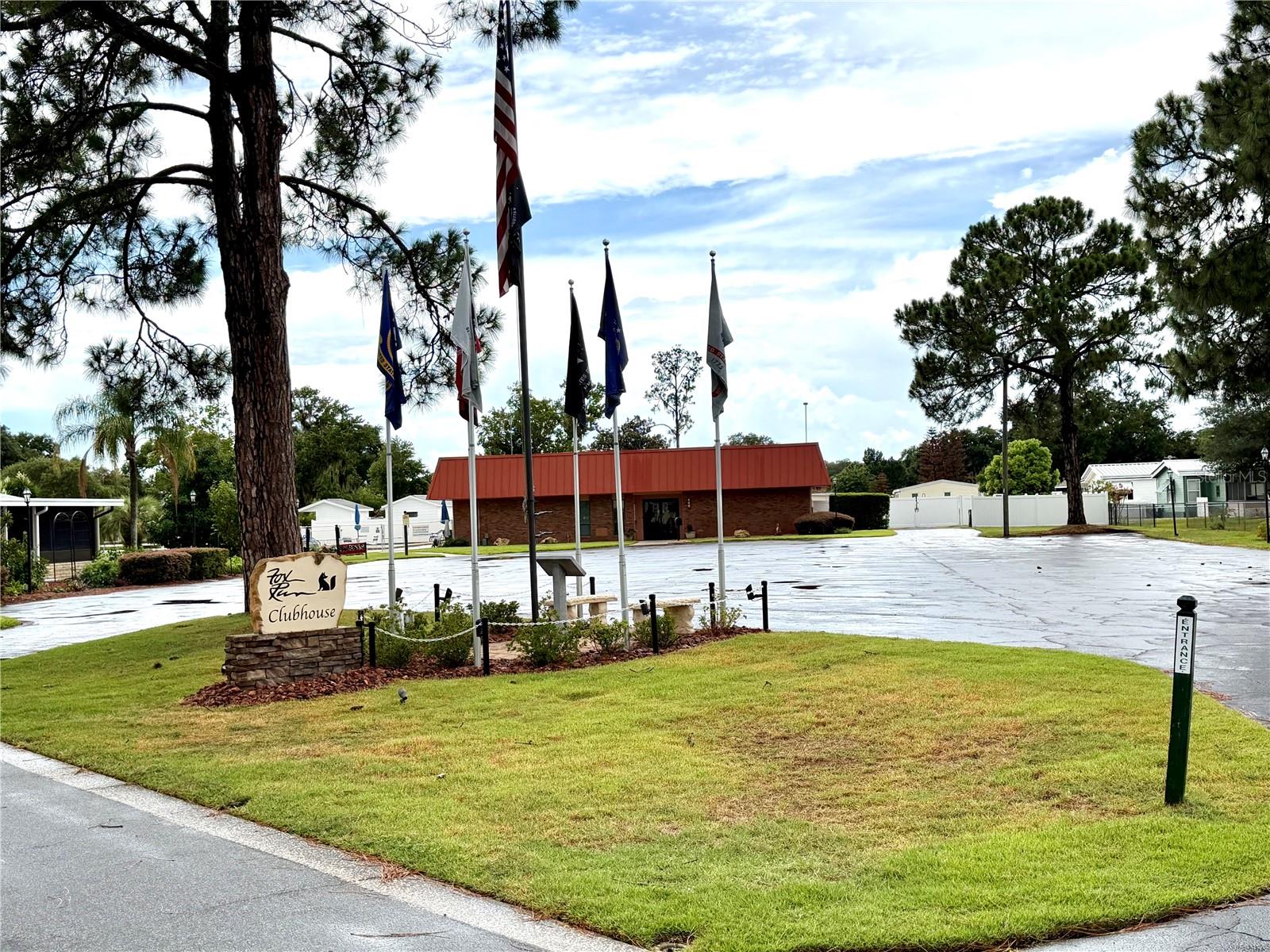 TAVARES FOX RUN MOBILE HOME - Residential