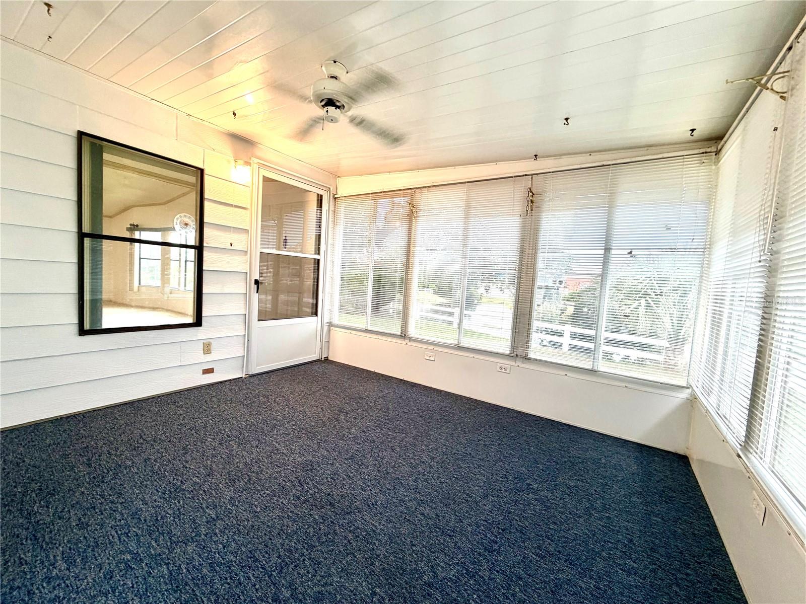 TAVARES FOX RUN MOBILE HOME - Residential