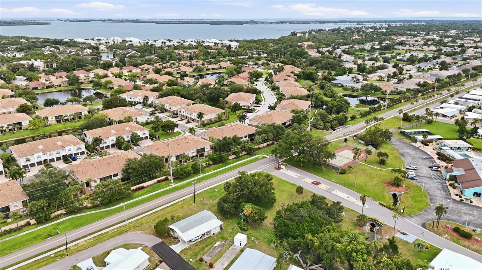 PALMA SOLA TRACE - Residential
